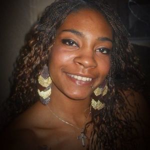 Meet your Posher, Kara